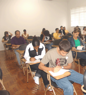 https://toledoprudente.edu.br/wp-content/uploads/2008/01/provavest2008capa.gif