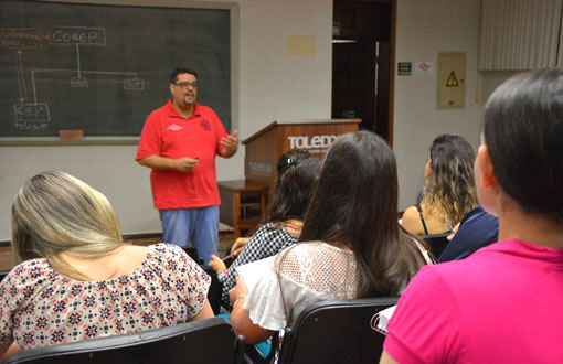 Minicurso - Como Apresentar Trabalho no ETIC